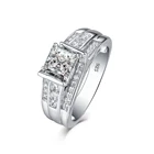 Кольцо из серебра 925 пробы с муассанитом диаметром карата, 6 х6 мм