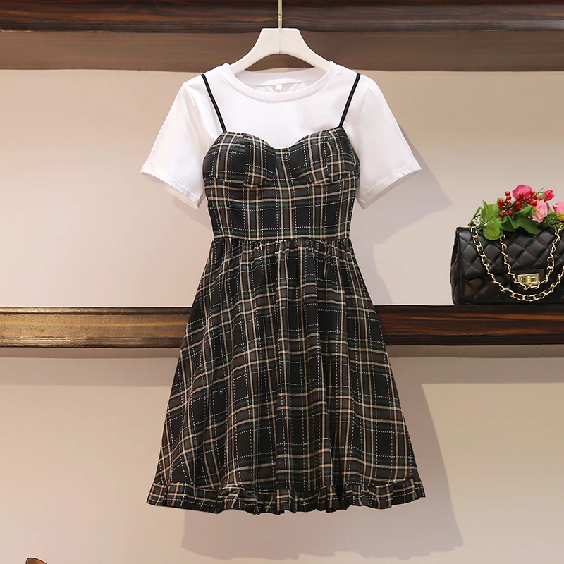 

2021 Summer Fashion New Ladies Sweet Plaid Skirt Suspender Dress + Casual Round Neck White Cotton T-Shirt Two-Piece Suit L-2XL