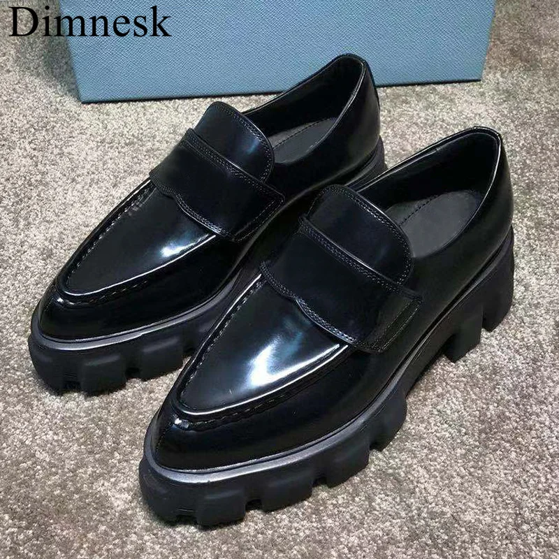 

2021 Tire Flat Thick Sole Casual Shoes Women Pointed Toe Genuine Leather Platform Single Shoes British Style Spring Loafers