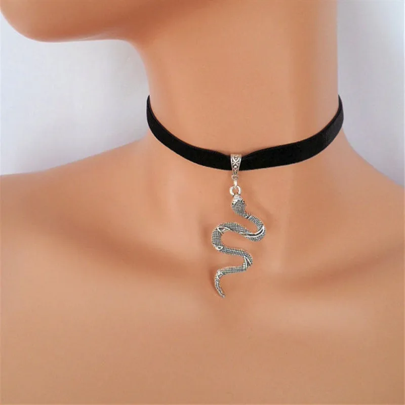 

silver colour snake choker black velvet serpent necklace stretch ribbon Goth big pendant jewelry Fashion Women Gifts beautiful