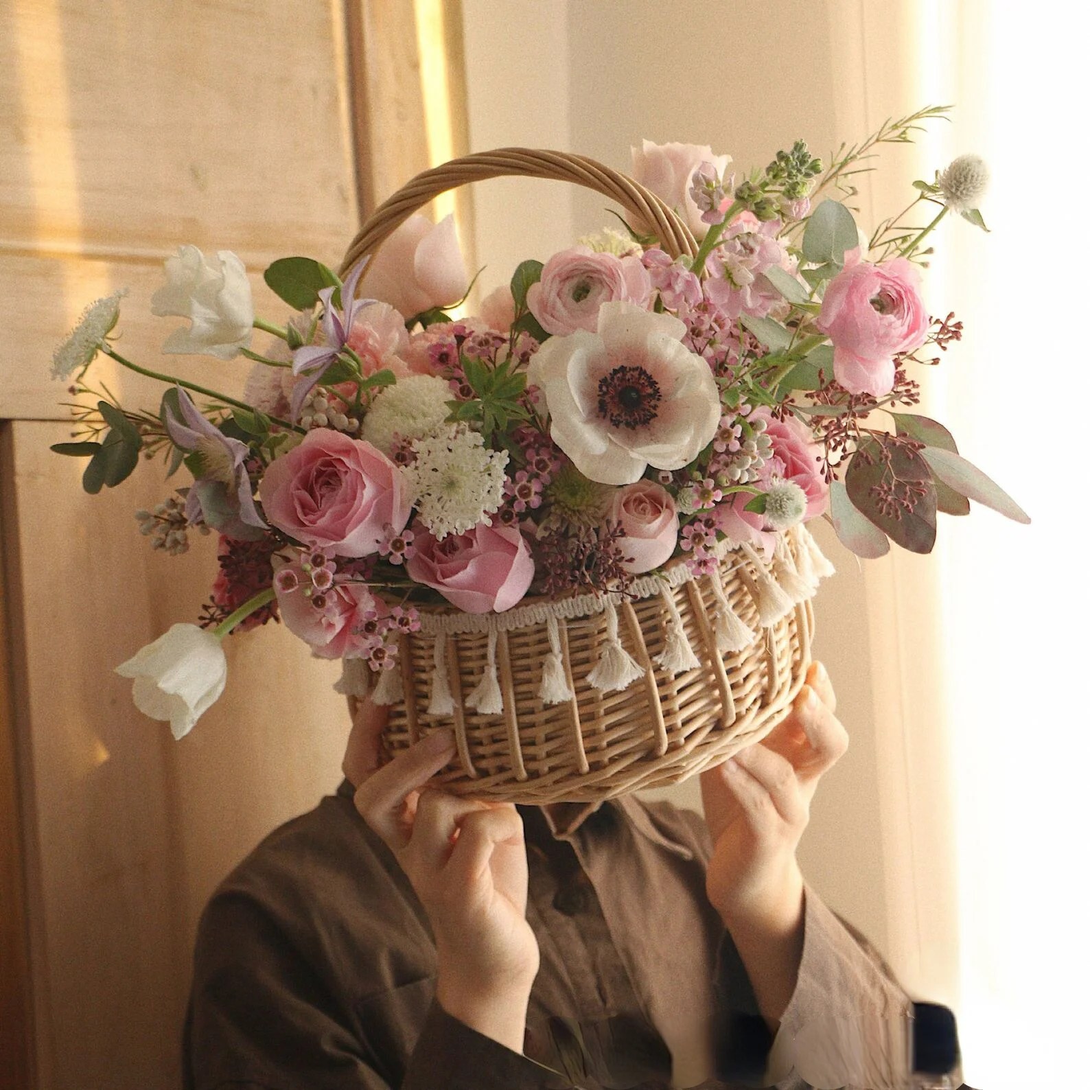 

Pastoral Style Portable Flower Basket Autumn Gold Home Decoration Fresh Bouquet Diy Minimalist Decor Tabletop Flower Vase