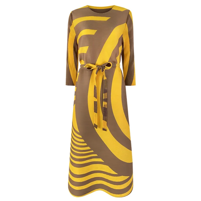 

Autumn and winter 2021 new Pleated Dress loose long round neck skirt