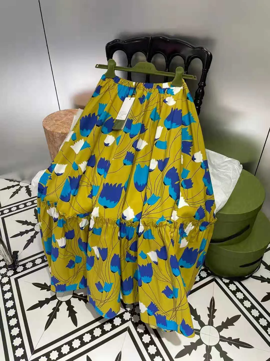 

2021 summer new style tulip print cotton and linen half skirt women's clothing