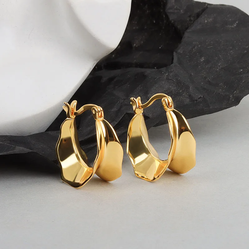 

Silver/Gold Twist Circle Earrings Fashionable Wave Concise Geometry Hoop Earrings For Women Girl Party Wedding Jewelry Gift