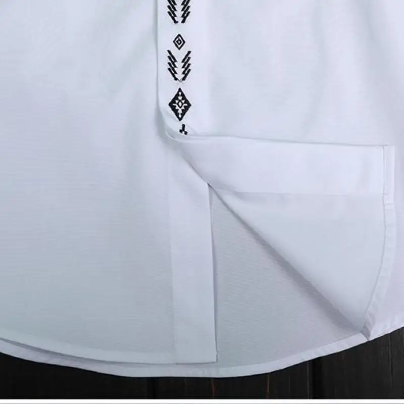 

Simple Men Shirt Luxury Geometric Pattern Embroidery Mens Dress Shirt Fashion Mens Shirts Casual Slim Camisa Masculina