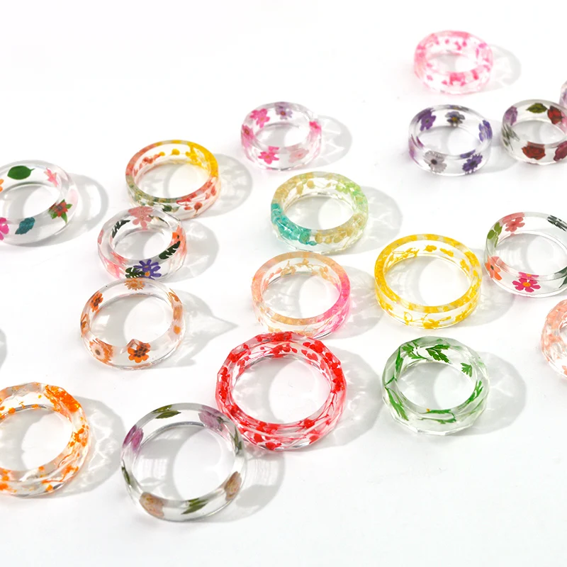 

HJ46 Handmade Real Plant Cute Ring Rhombus Cut Aesthetic Rings Boho Jewelry Resin Couple Anillos For Women