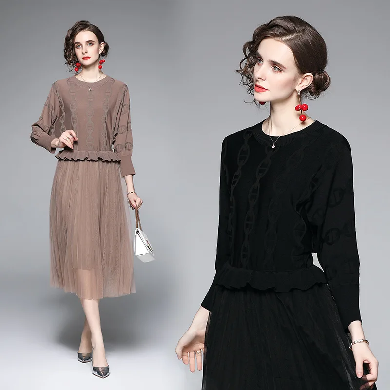 

Base skirt autumn and winter small fragrance wind 2021 French waist slimming pleated mesh stitching sweater knitted dress