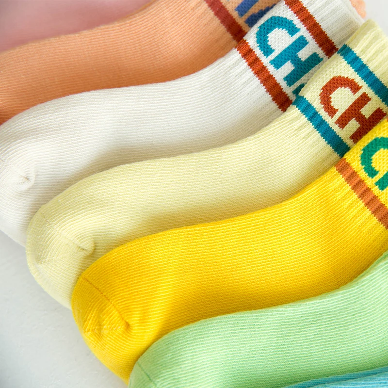 Детские короткие хлопковые носки для девочек и мальчиков модные с буквами на