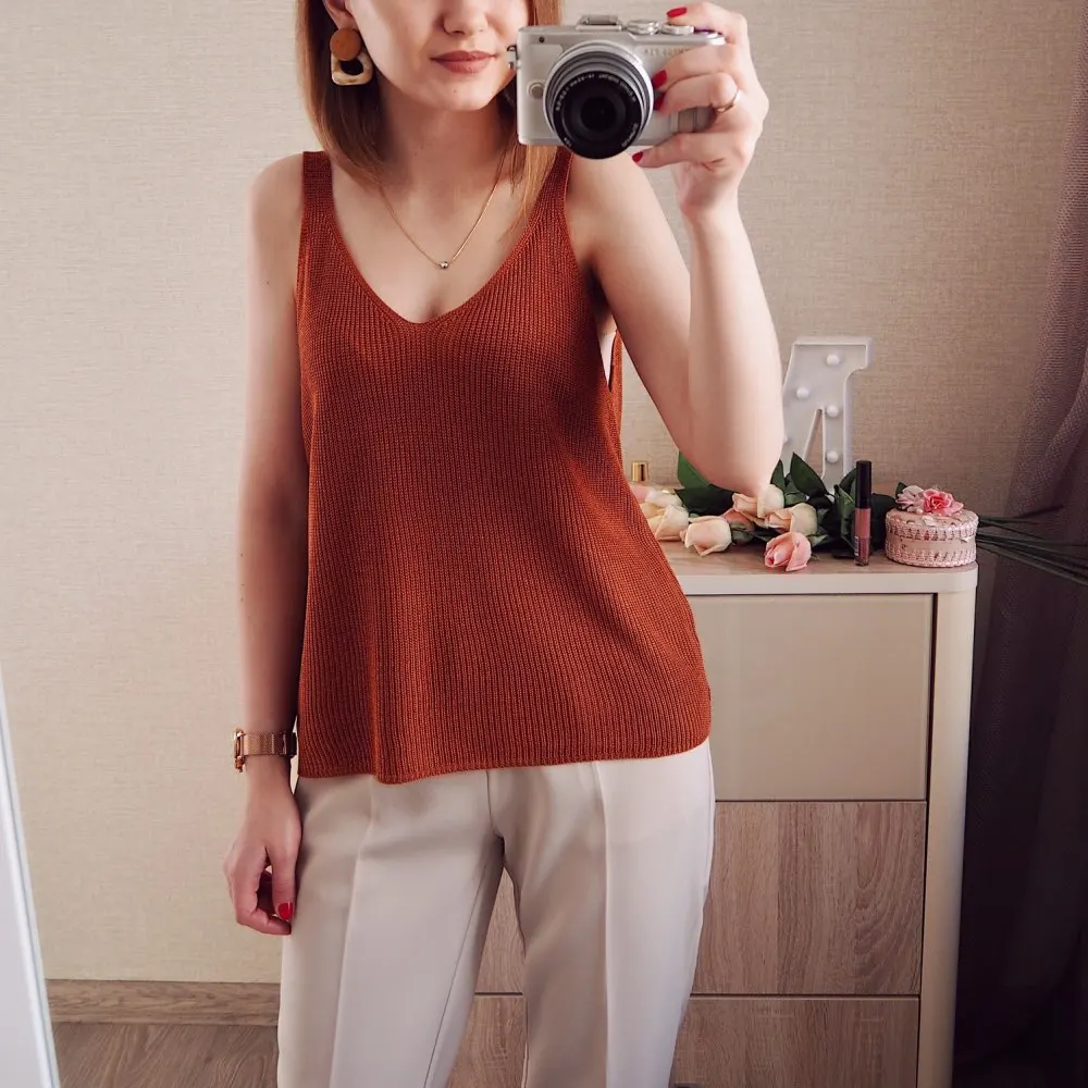 Очень мягкий хлопковый трикотажный топ на бретельках женская летняя майка