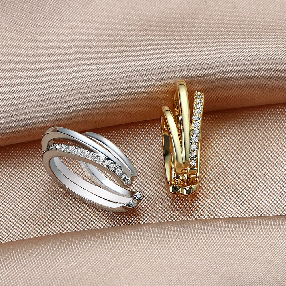 

Fashion Gold Color Ear Cuffs Leaf Clip Earrings for Women No Piercing Micro Pave Zircon Fake Cartilage Earring Jewelry Gift