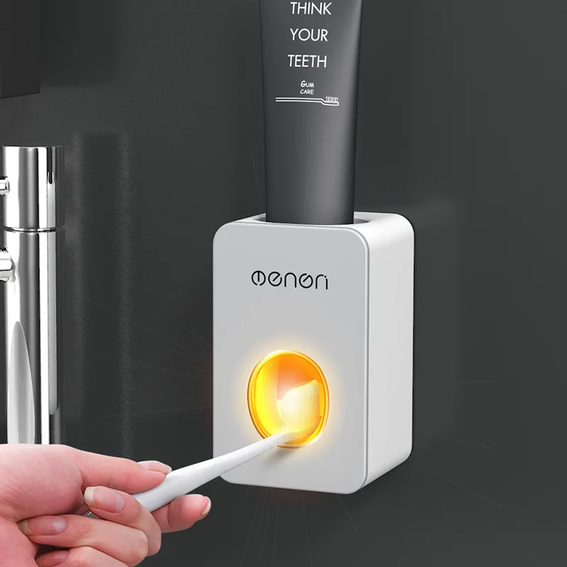 

Wall-Mounted Magnetic Toothbrush Holder Automatic Toothpaste Dispenser Strong Adsorption Magnetic Cup Bathroom Accessories Sets