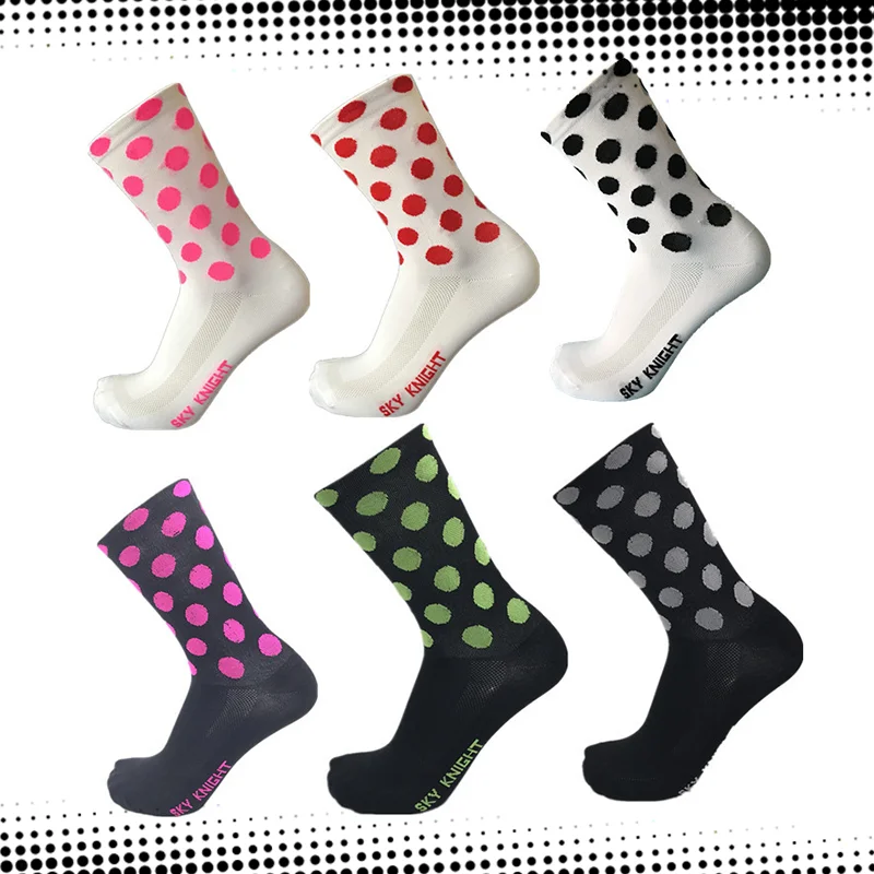 

SKYKNIGHT Cycling Socks Moisture-wicking Bike Socks Comfortable Men Women Sports Fitness Running Gym Training Socks Size 7-12