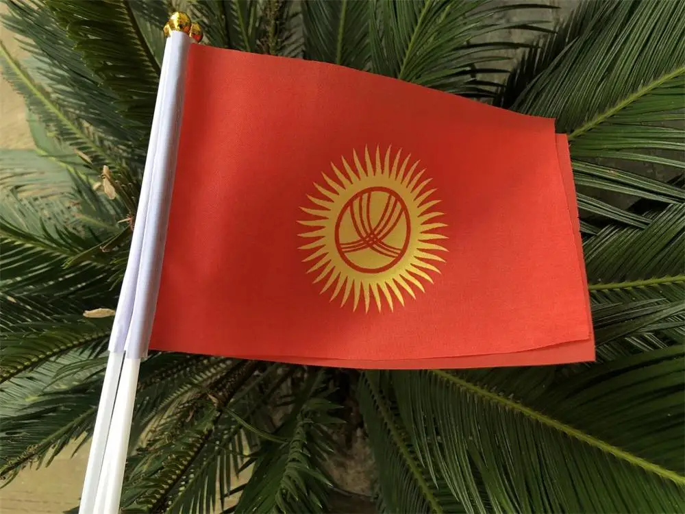 Киргизийские флаги 14*21 см 20 флагов машущих национальный флаг для приветствия