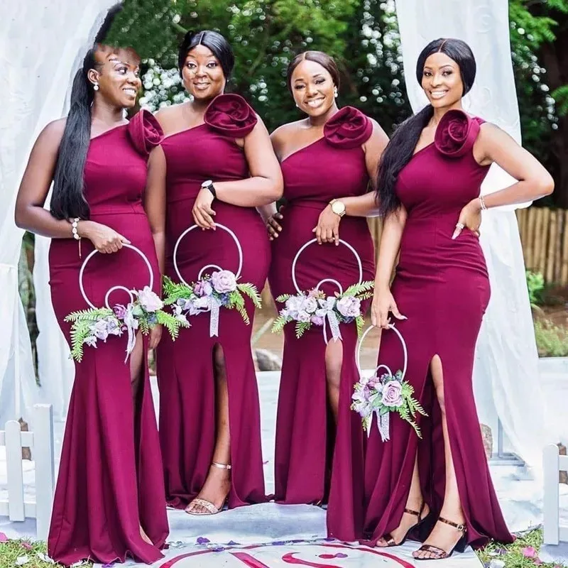 

2021 Элегантные платья подружки невесты на одно плечо длиной до пола с Боковым Разрезом шлейфом шелковое атласное свадебное платье