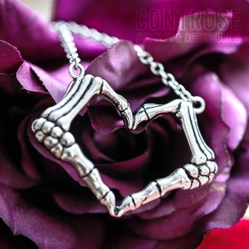 

New Fashion Classic Gothic Handmade Skull Men and Women Pendant Necklace Holiday Birthday Gift Party Banquet Jewelry Wholesale