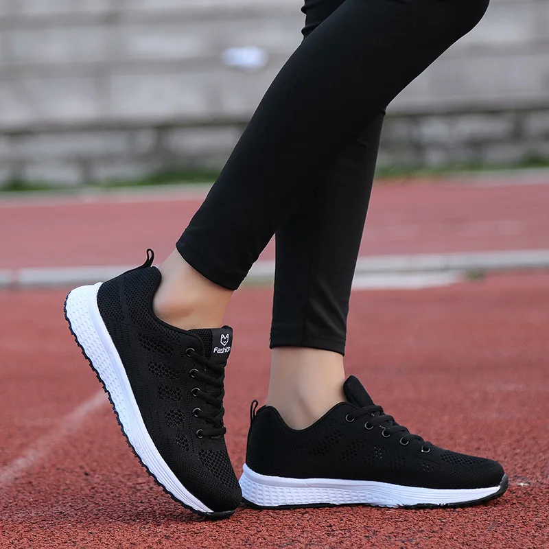Кроссовки женские сетчатые на платформе дышащие Вулканизированная подошва