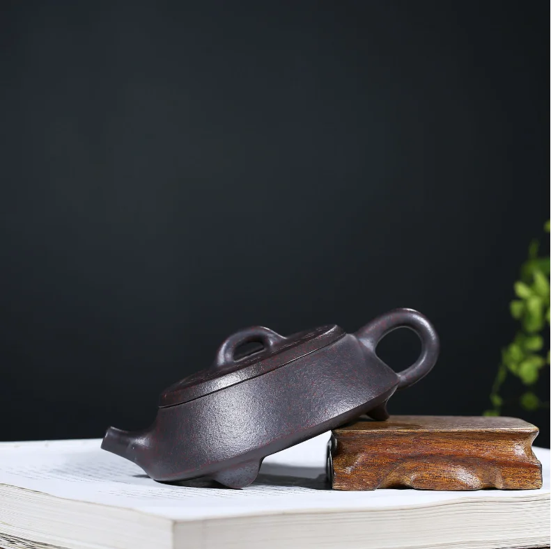 

China Kettle Ceramic Teapot For Tea Puer Oolong Tea Set Handmade