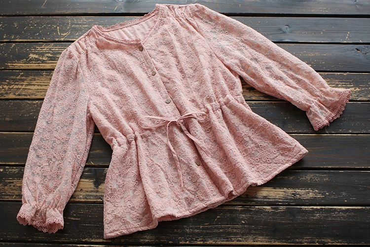 

8440 New Spring Women Blouse Japan Style Literary V-Neck Solid Color Ruffle Sleeves Lace Shirt Women Tops