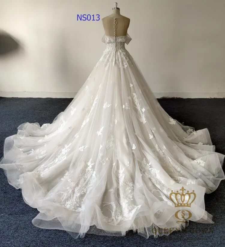 

off the shoulder A-Line sweetheart elegant bridal dress with long train