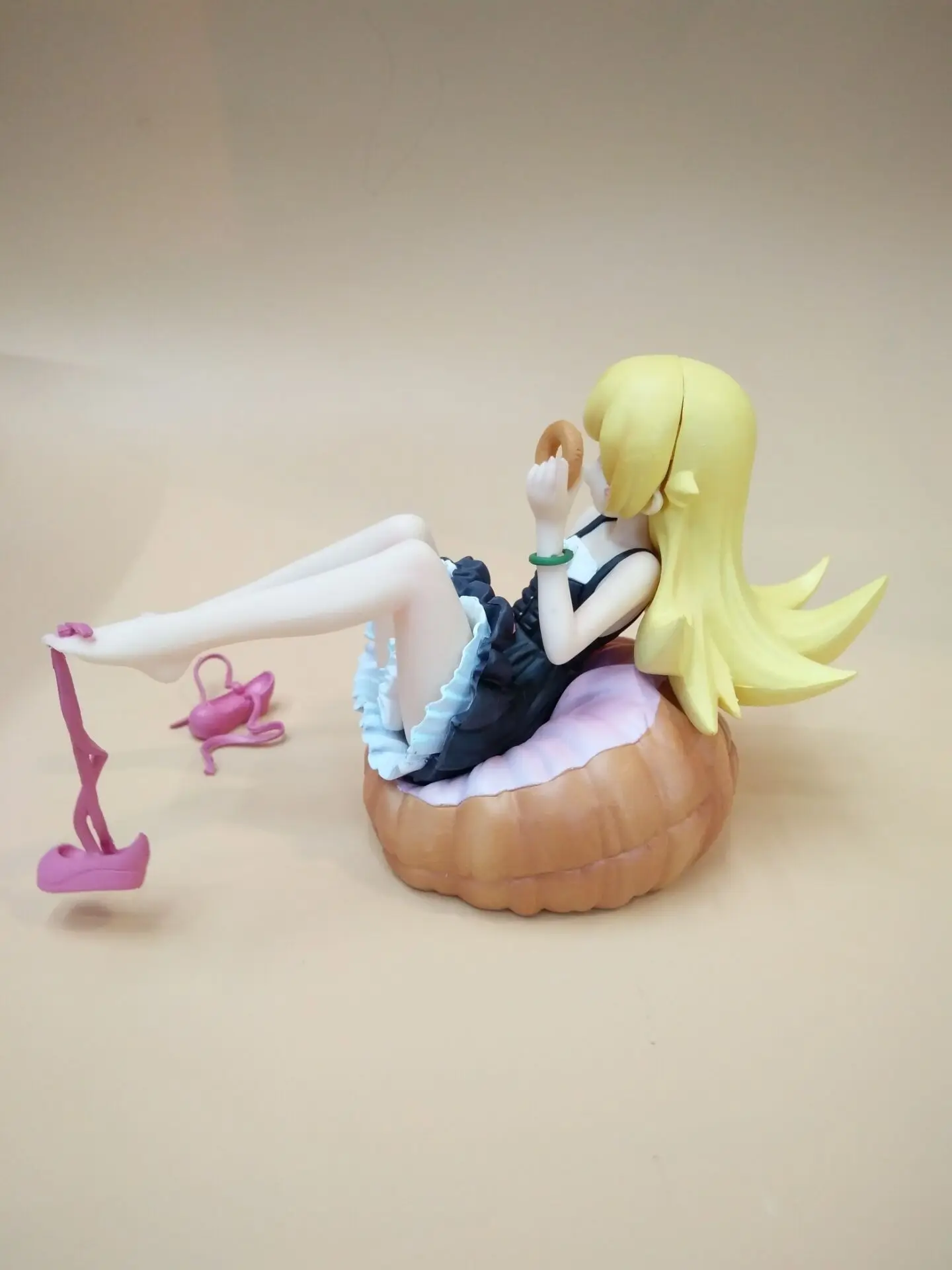 Горячая Bakemonogatari Ошино Синобу частные 1/8 Масштаб Окрашенные фигурку Shinobu уход за