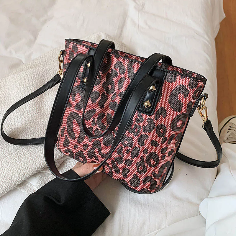 Роскошная женская сумка на плечо трендовые сумки сезона осень-зима 2021 модные