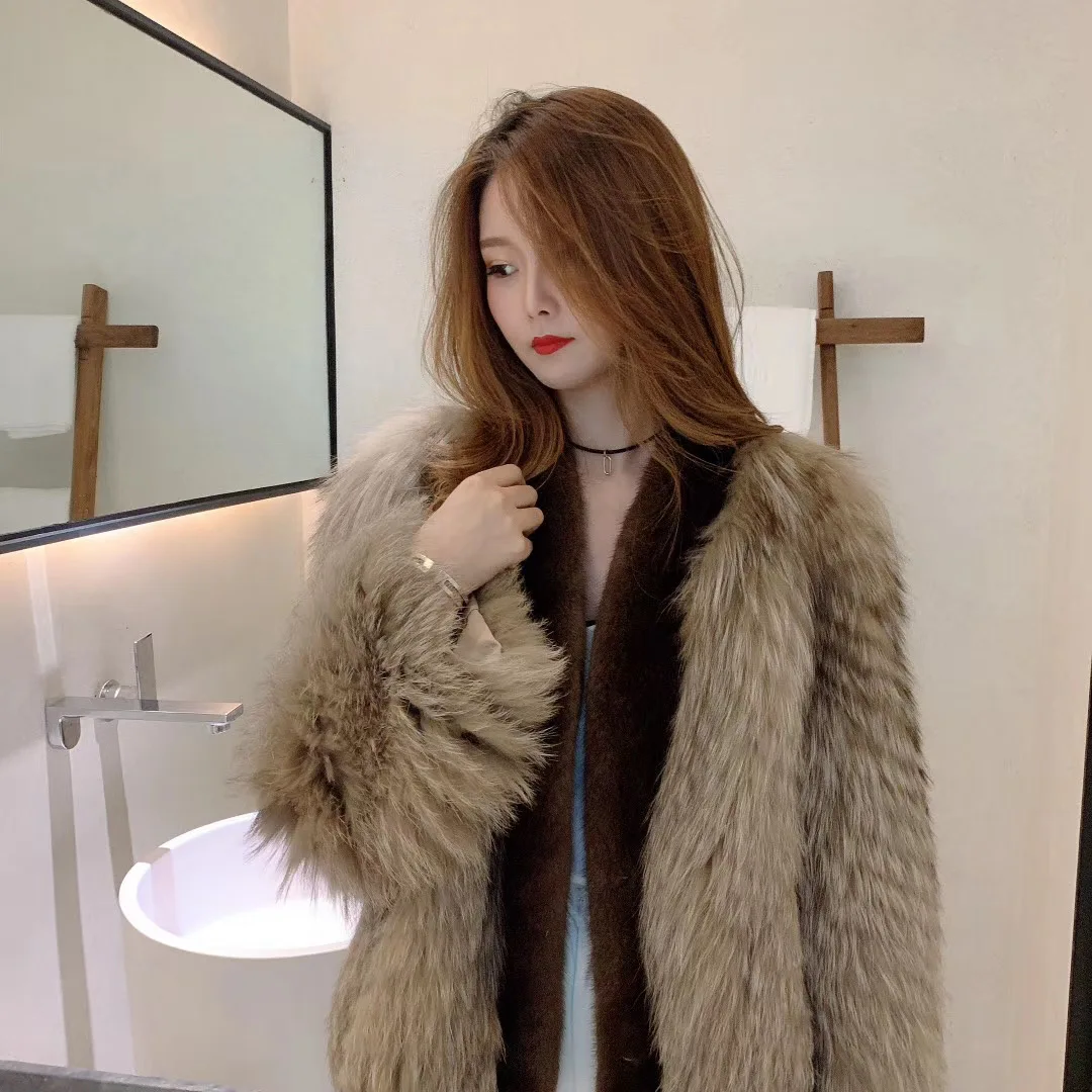 Женская зимняя шуба из натурального меха новинка 2019 модная норки енота короткая