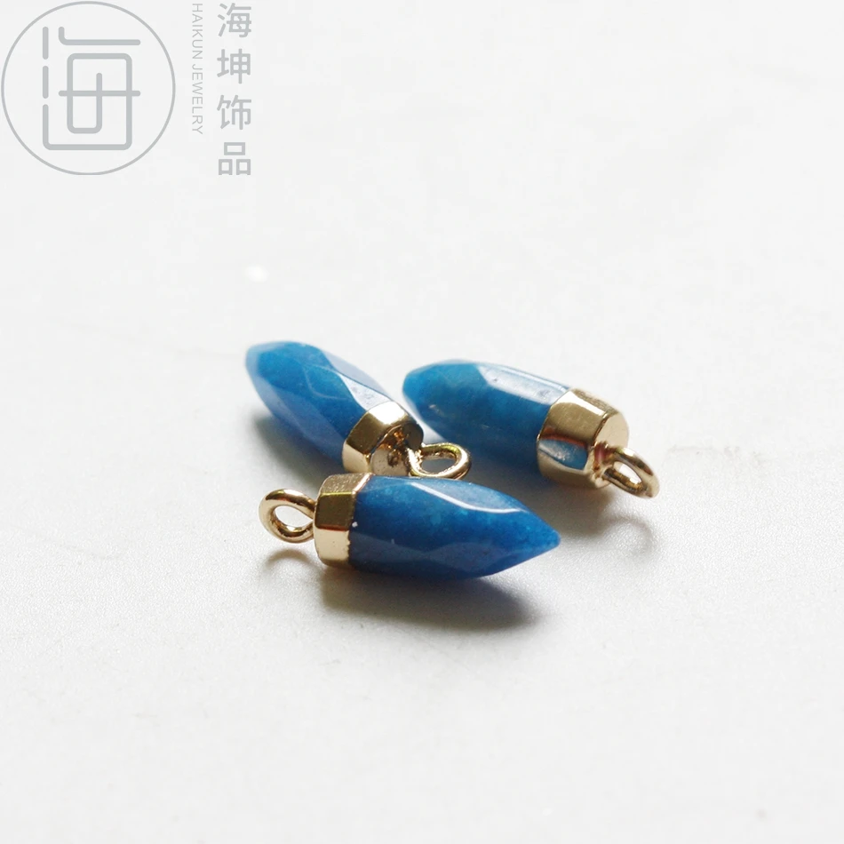 Подвеска из натурального камня в металлической оправе необработанный камень