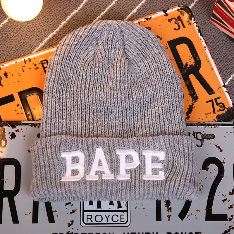 

Bape Brand Fashion Trend Hat Star The Same Style High Street Winter Men Women Warm Windproof Cotton Embroidery Hip hop