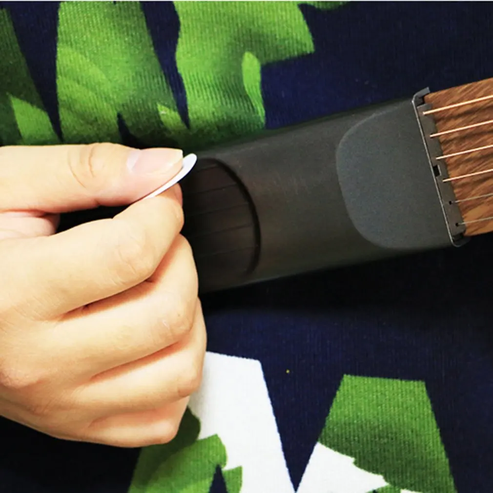 Карманная гитара дерево + пластик портативный с дисплеем экрана тренажер для