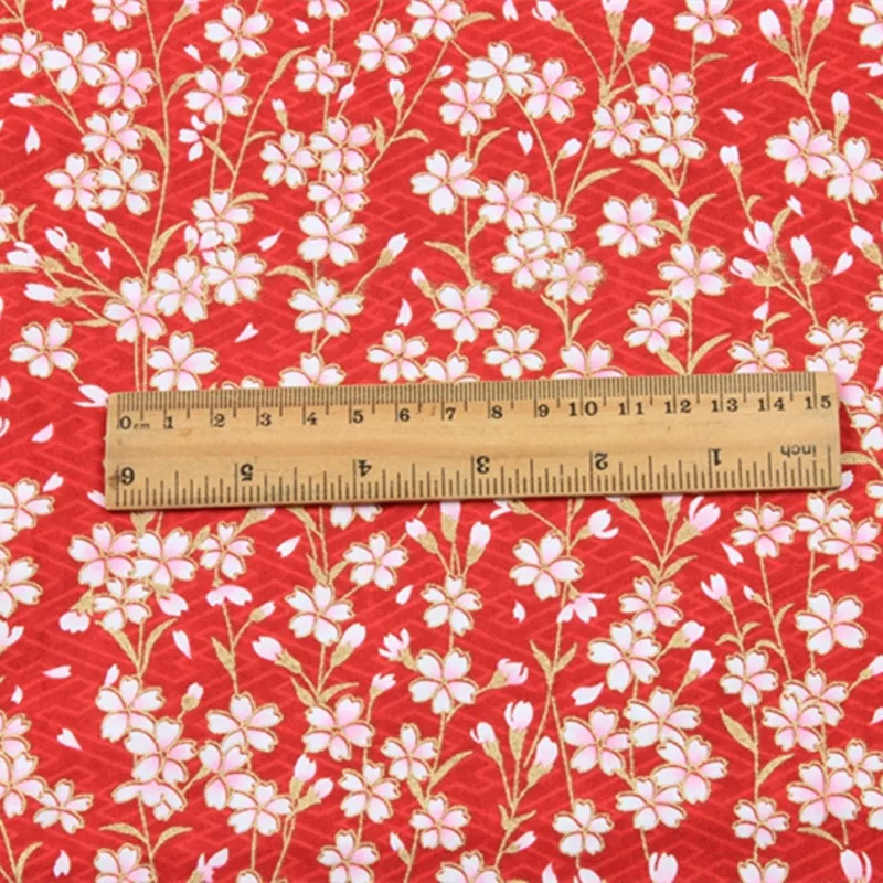 Импортная ткань из чистого хлопка с мягким бризом цветущей вишни позолоченная