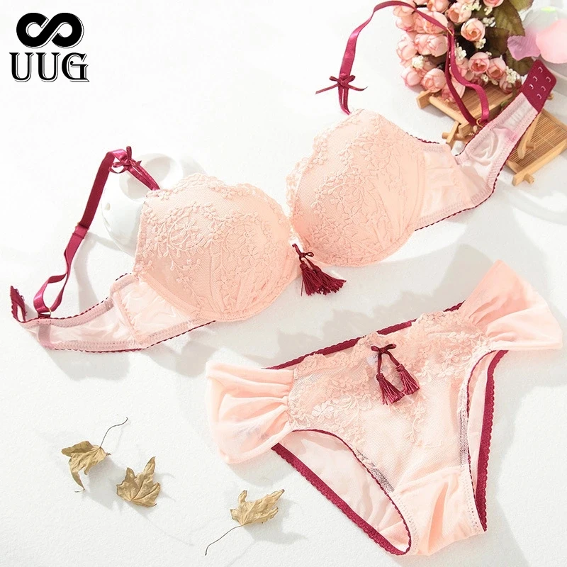 

UUG 2020 Sexy Women Bra Sets Embroidery Lace Floral Lingerie Underwear Suit Push-Up Gathering Bra And Briefs Sets Plus Size