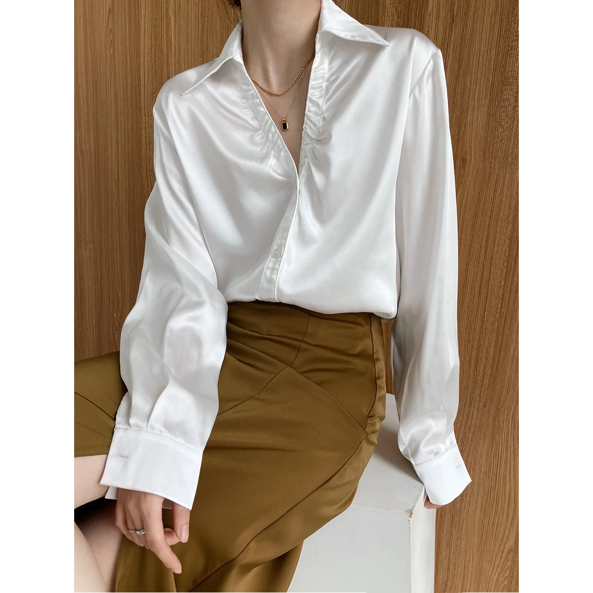 

@YYDS French European and American Style Lazy Loose Acetate Satin Shirt Women's Design Pleated V-Neck Long Sleeve Shirt