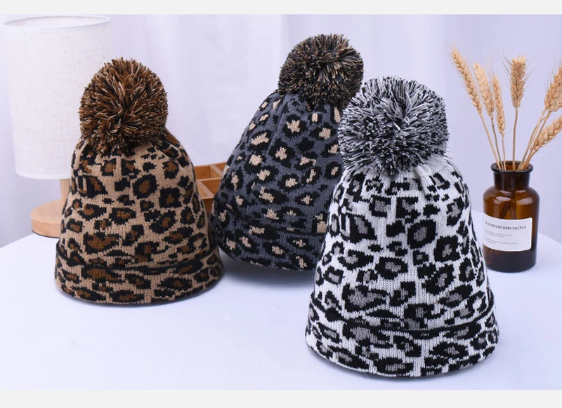 Stylish Hat Leopard Beanie Winter Hat Fashion Knitted Hats Leopard Woman Man Hat Can Custom Logo Wholesale And Retail