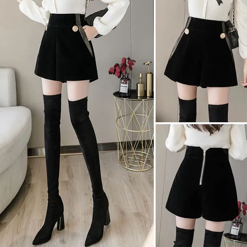 

High waist thick gold velvet shorts women's autumn and winter Korean version of the waist and thin wide-leg shorts boots 2021