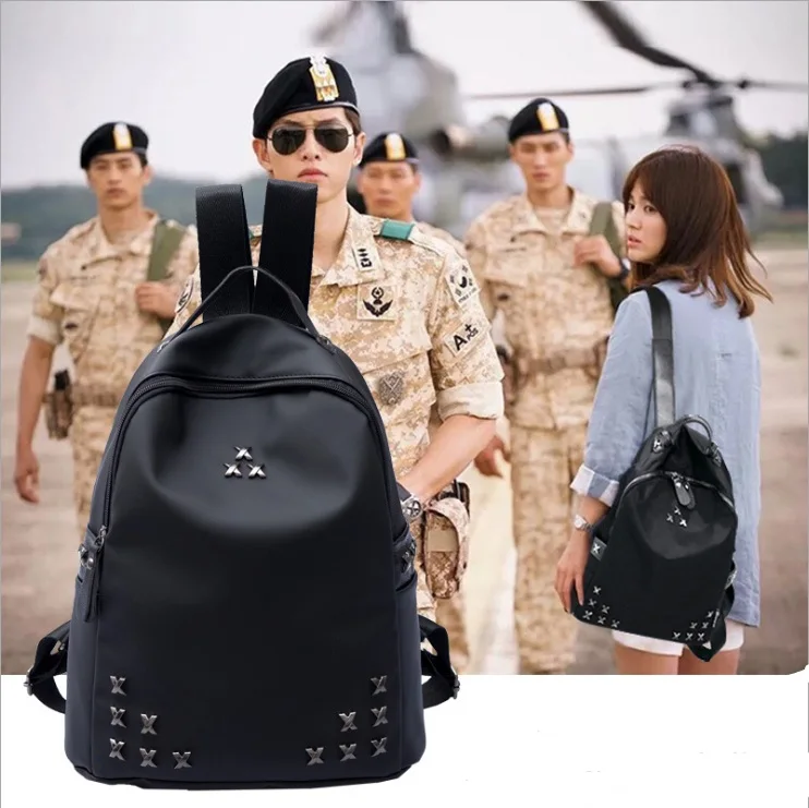 

New Fashion Women Backpacks Solid Women Ladies Clinch Bolt Backpack Zipper Rivet Travel Rucksack Backpack