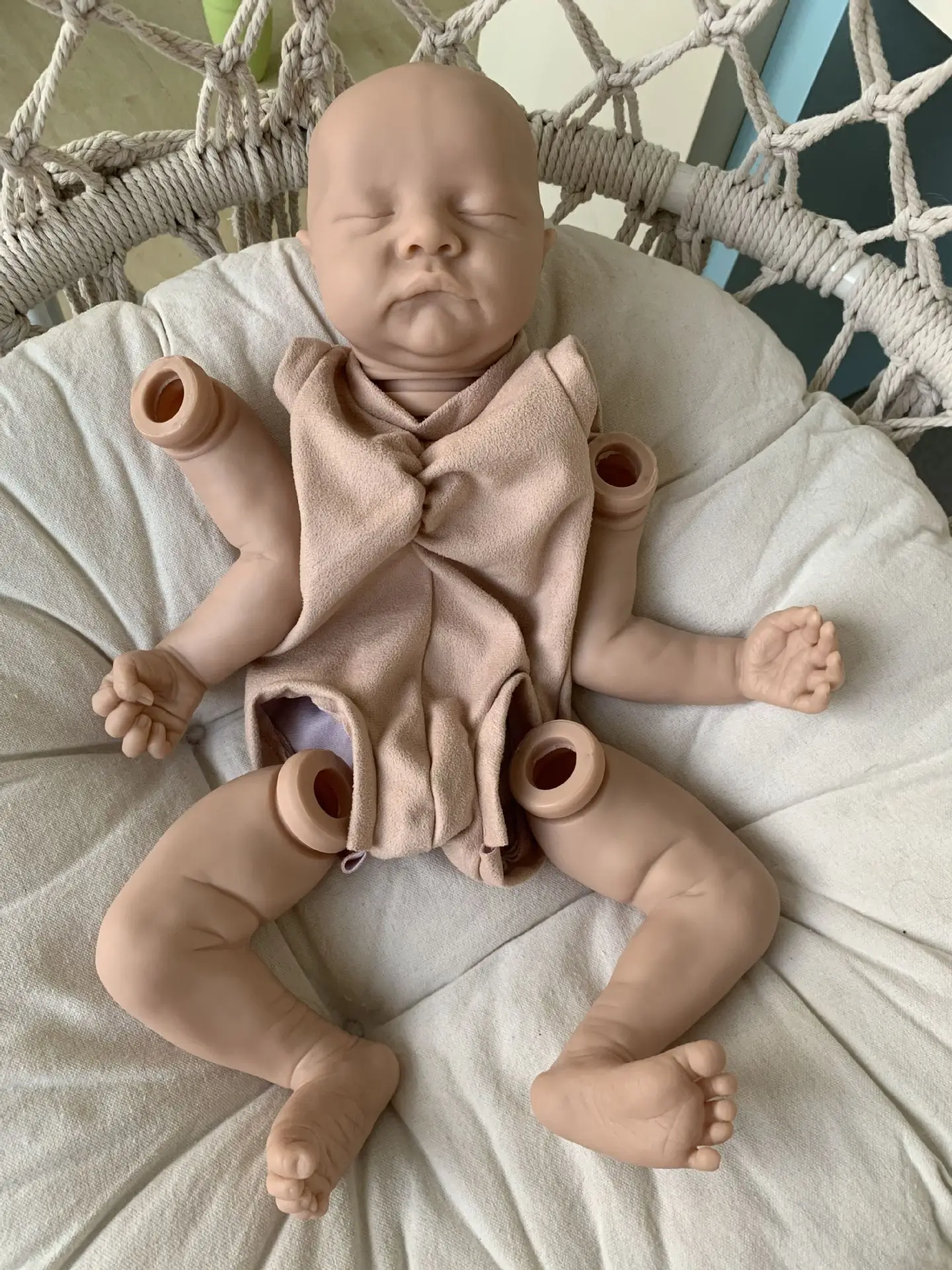 

Bebe Reborn Doll 18 Inches Lifelike Newborn Reborn Baby Levi Vinyl Unpainted Unfinished Doll Parts DIY Blank Doll Kit