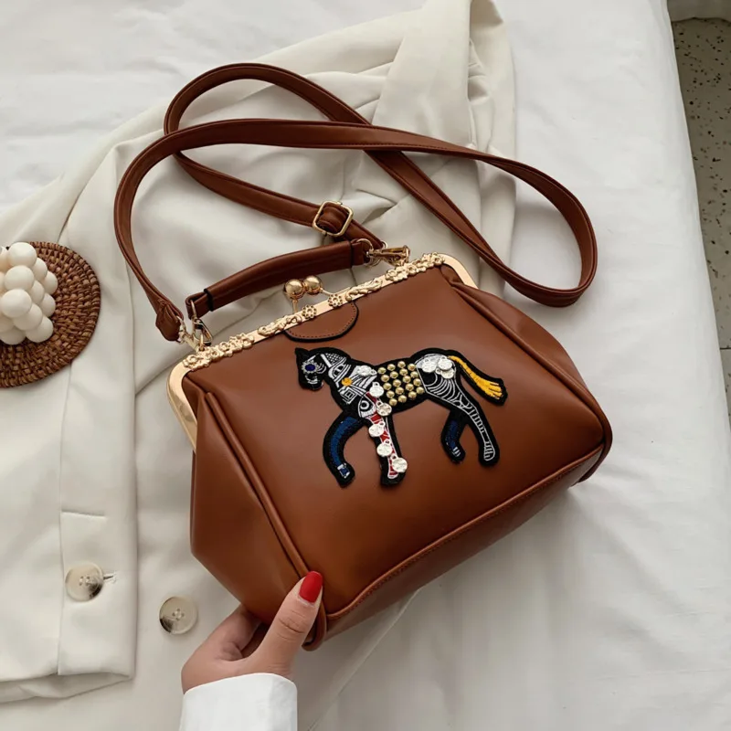 Новые качественные кожаные брендовые дизайнерские простые сумки на плечо для