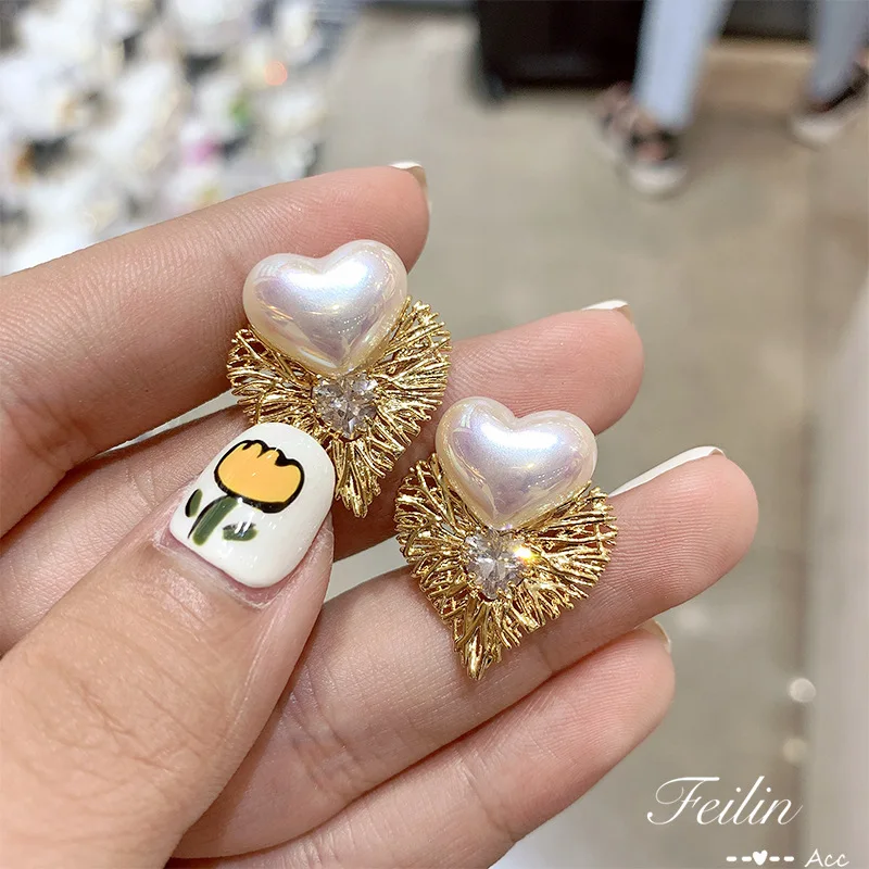 Серьги темпераментные серьги с европейскими и американскими любовными