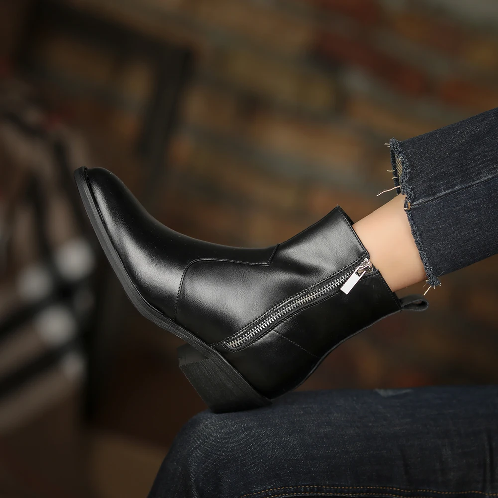 

ISNOM Women Genuine Leather Ankle Boots Pointed Toe Zip Footwear Warm Fur Snow Boots Fashion Wedges Heels Winter Boots 2020 New