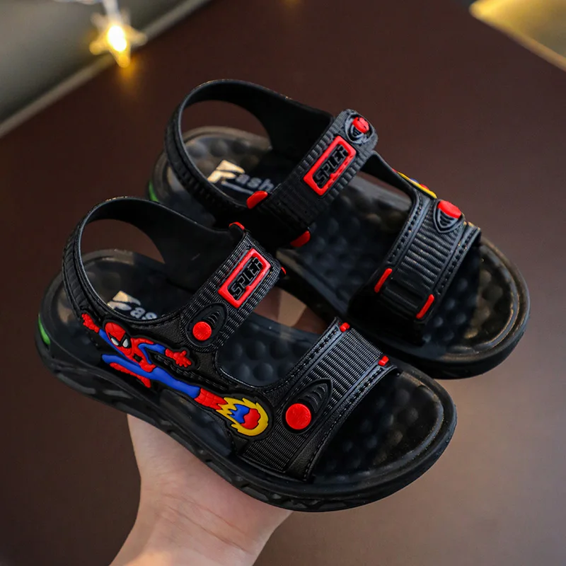 

2021 summer Korean new breathable mesh children's sandals small boys' soft soled middle and big boys' antiskid boys' beach shoes