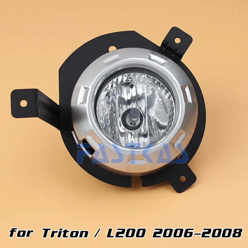 Автомобисветильник противотуманная фара в сборе для Mitsubishi Triton / L200 2006 2007 2008 левая