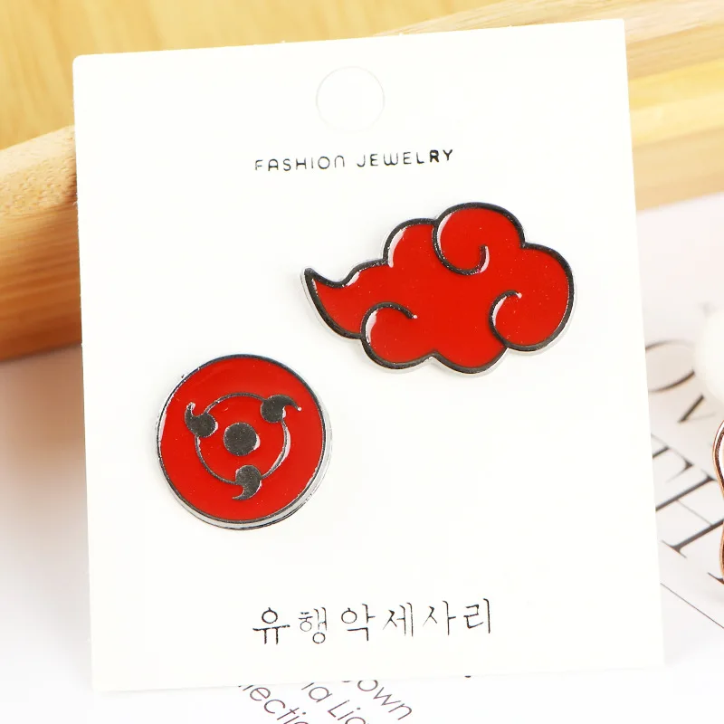 

Anime surrounding Ninja Cosplay brooch write round eye red cloud insignia