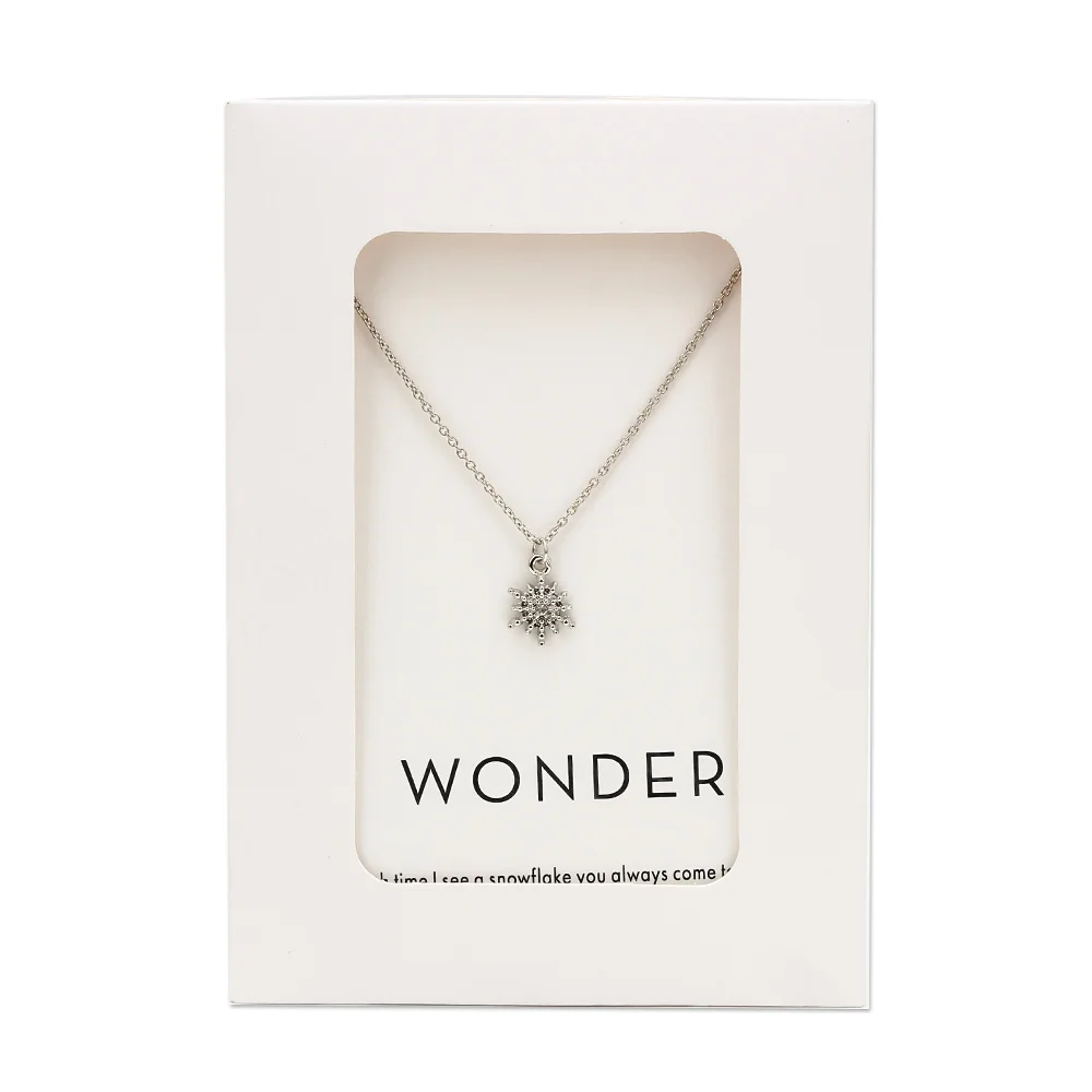 Женская цепочка с подвеской в виде снежинок золотистого и серебряного цвета