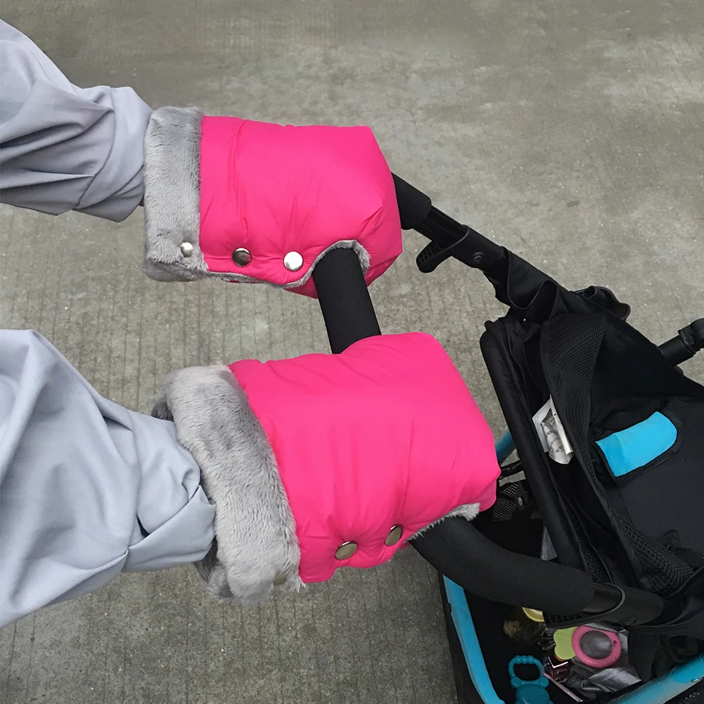 

Пара зимних фланелевых бриллиантовых перчаток, водонепроницаемые и ветрозащитные перчатки Baoma cold и подлокотник для детской коляски accessor