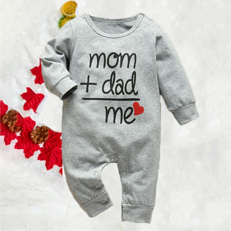 

Мама плюс Dad Love Me» и надписью Футболка с длинным рукавом для новорожденных Одежда для маленьких мальчиков и девочек Детские хлопковые Боди д...