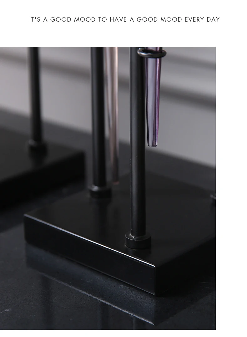 

Modern Abstract Ornaments Bow Action Figure Statues Decor Home Living Room Office Hotel Desktop Accessories oggetti per la casa