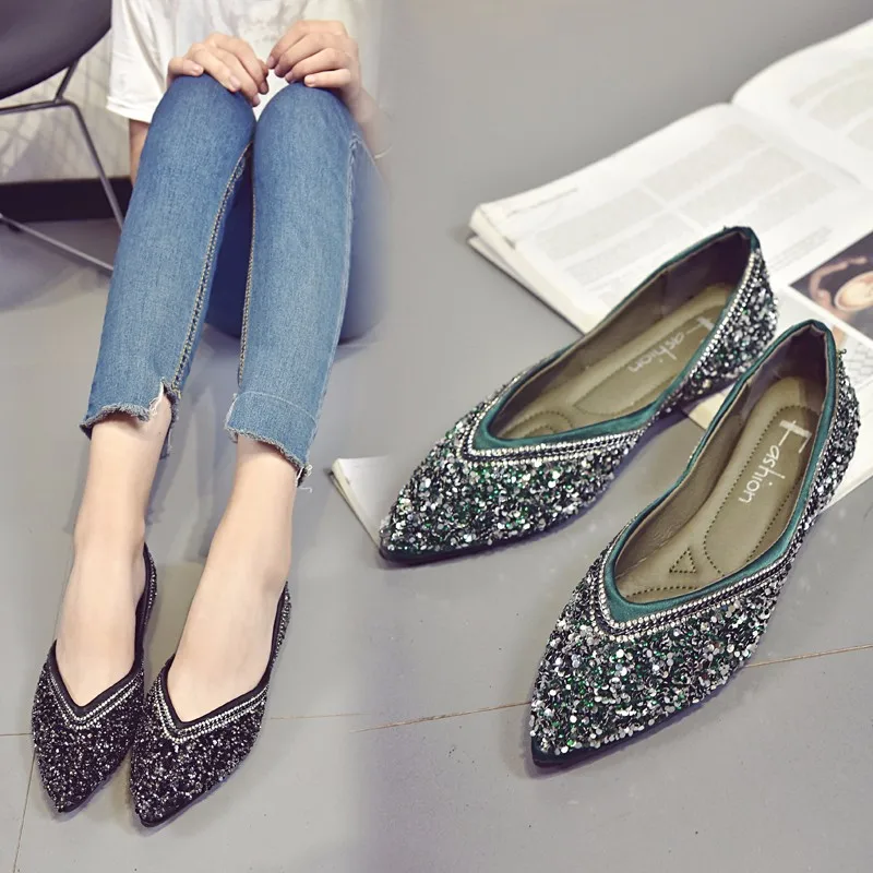 Стразы женские повседневные туфли модные блестящие под платье с острым носком