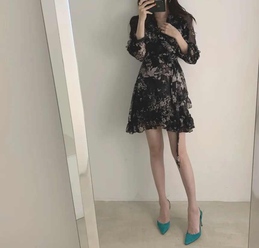 

Chiffon dress women's early spring, autumn and winter French short over-the-knee floral skirt temperament bottoming skirt waist