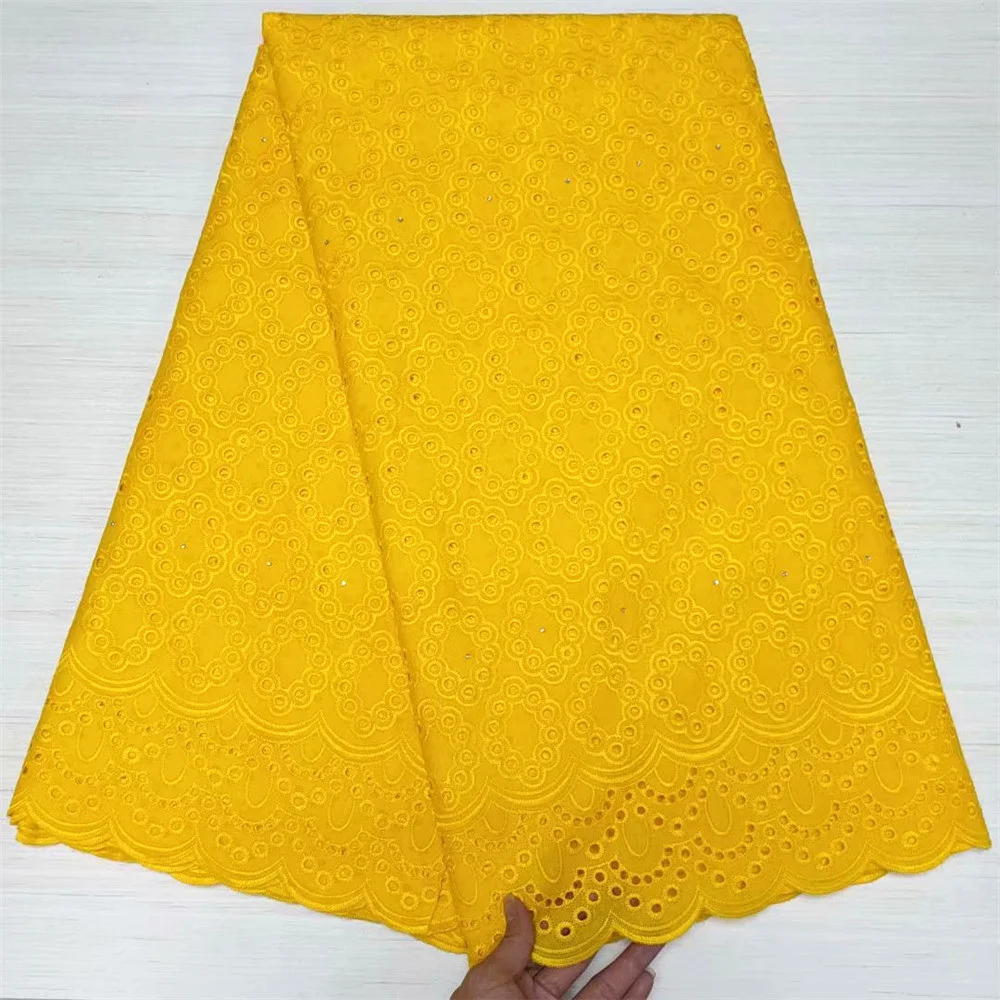 

Latest Design Swiss Voile Lace In Switzerland High Quality eyelet 100% Cotton Nigerian Dry Lace Fabric with women dress V804