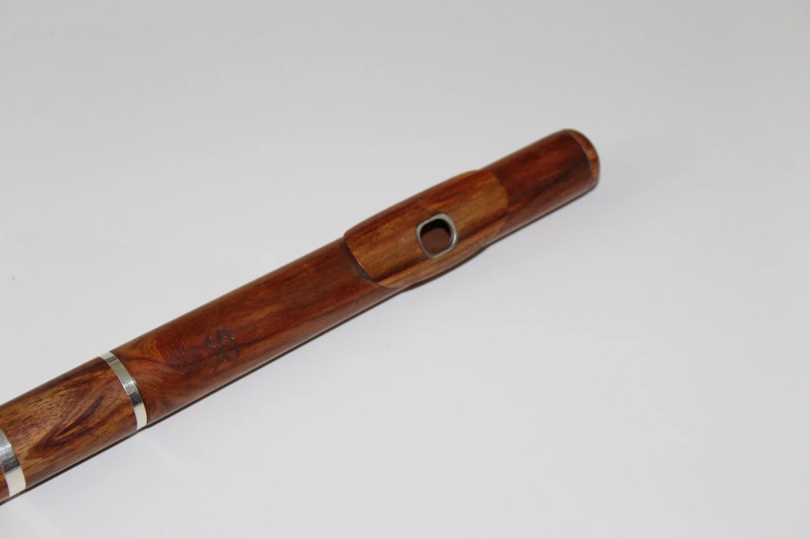 Желтая флейта из грушевого дерева-B